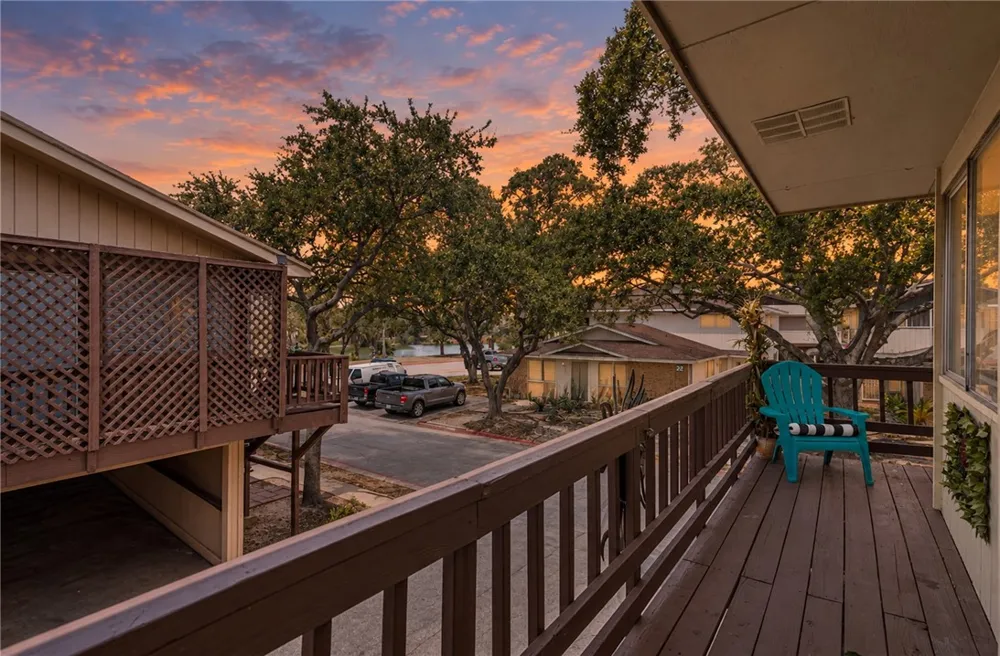 6107 Hidden Cove #4 Corpus Christi, TX 78412