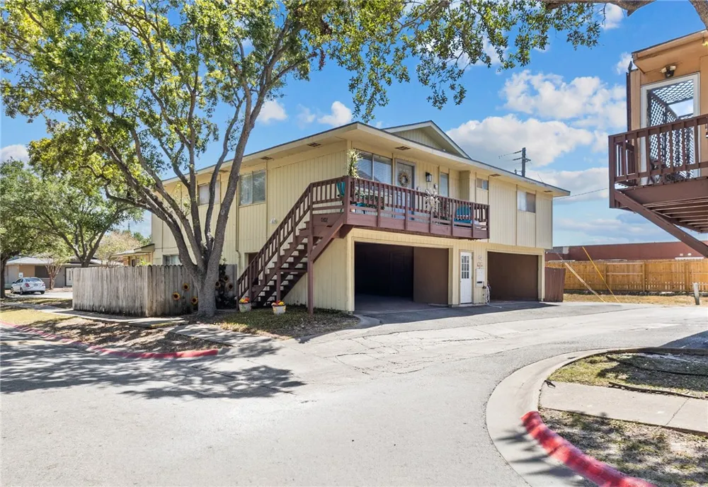 6107 Hidden Cove #4 Corpus Christi, TX 78412