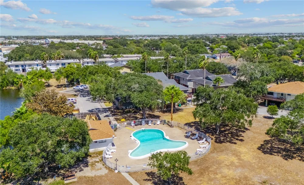 6107 Hidden Cove #4 Corpus Christi, TX 78412