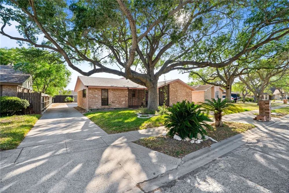 6317 Sault Drive Corpus Christi, TX 78414