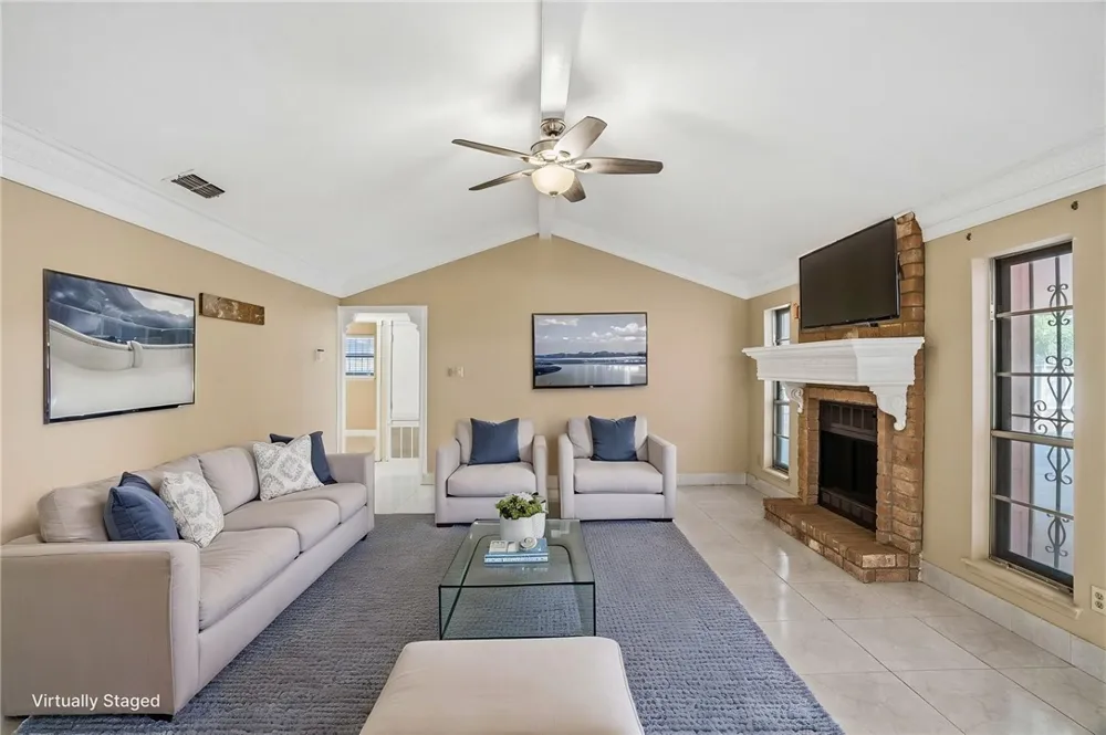 6317 Sault Drive Corpus Christi, TX 78414