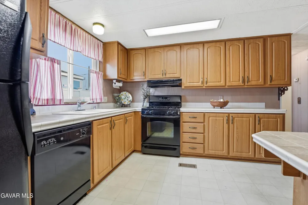2501 Sierra Highway #Spc 149 Acton, CA 93510