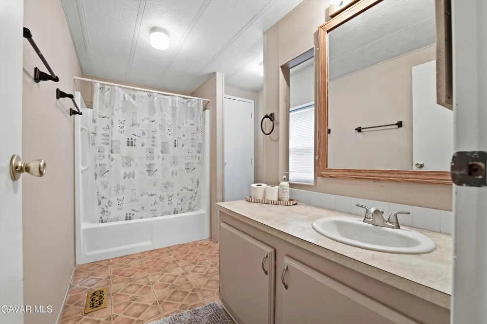 2501 Sierra Highway #Spc 149 Acton, CA 93510