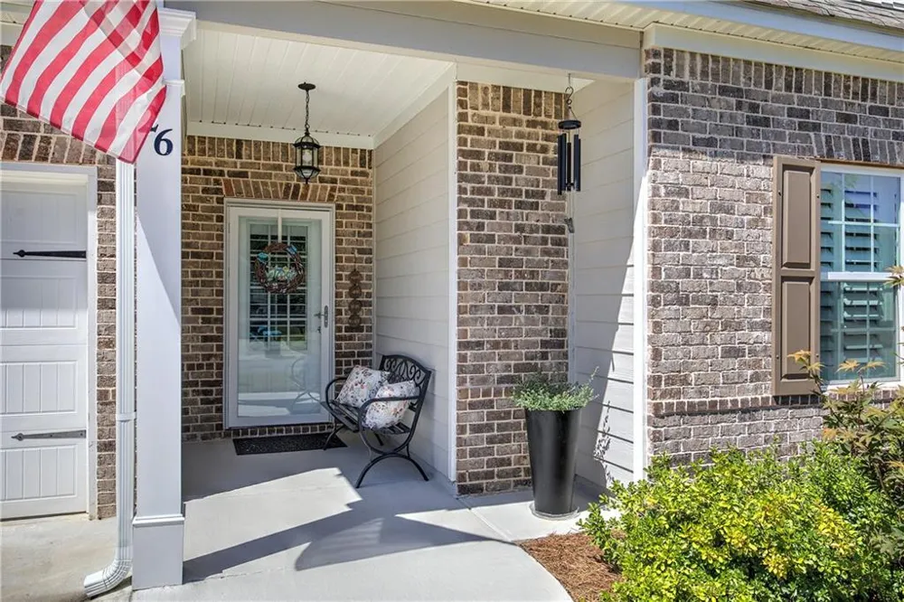 26 Blarneystone Way Adairsville, GA 30103
