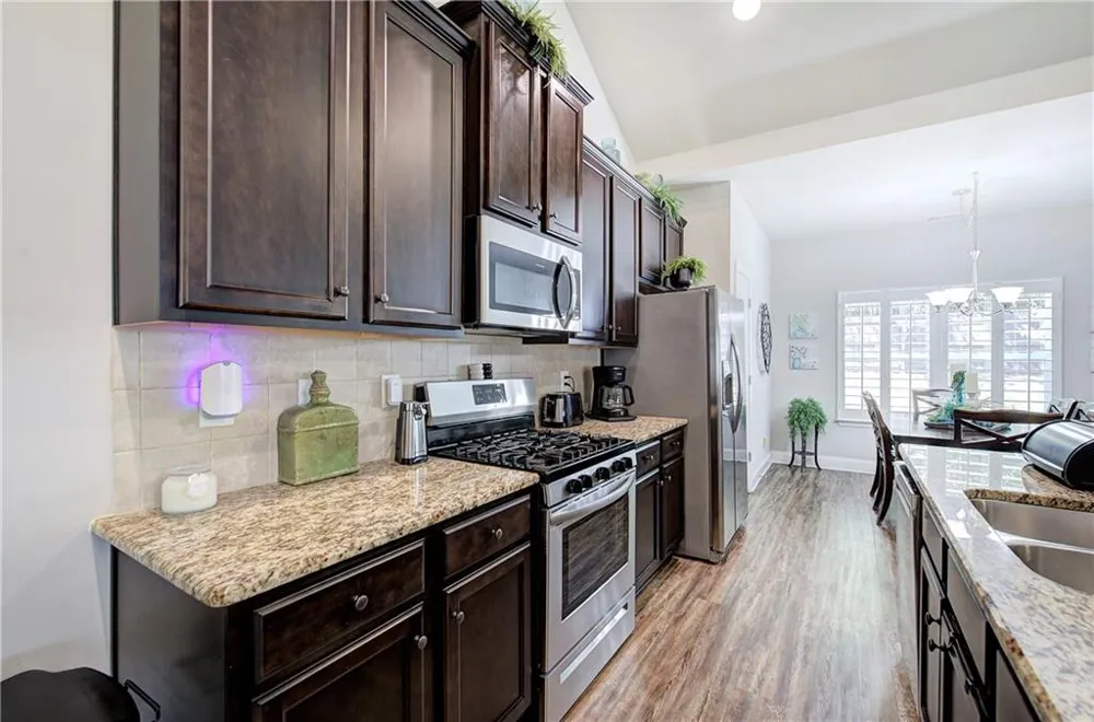 26 Blarneystone Way Adairsville, GA 30103
