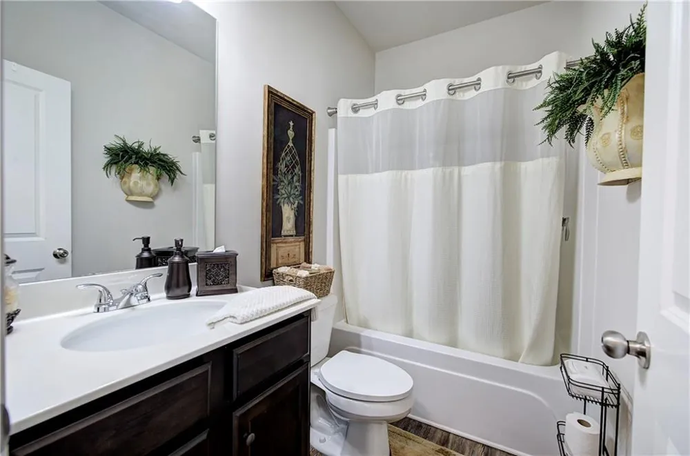 26 Blarneystone Way Adairsville, GA 30103