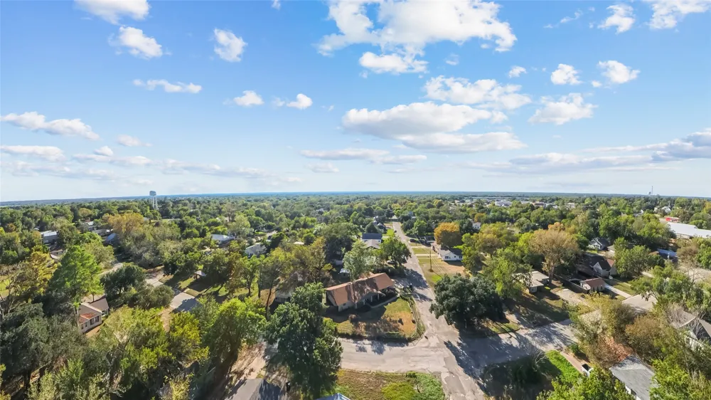 400 S 8th Avenue Teague, TX 75860