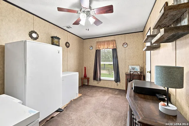 6901 Breezewood Iola, TX 77861