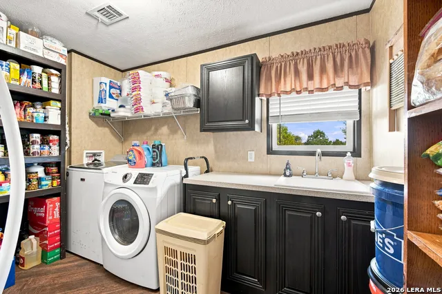 6901 Breezewood Iola, TX 77861