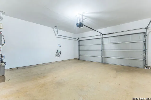 1994 Flametree New Braunfels, TX 78132