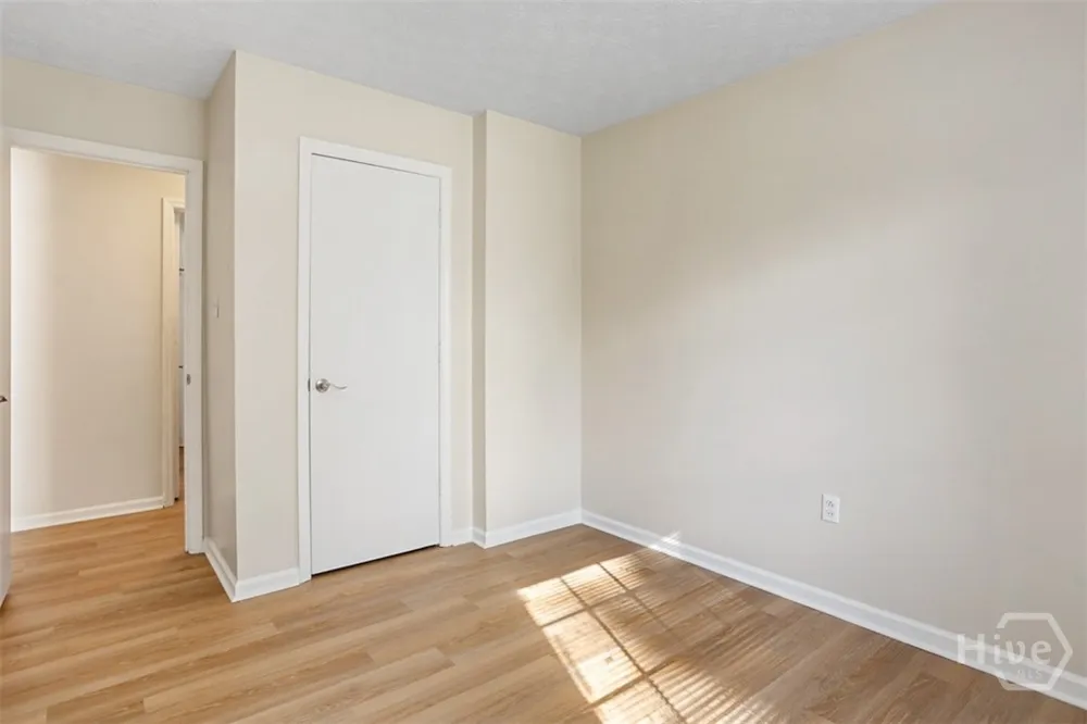 1513 Stillwood Drive Savannah, GA 31419