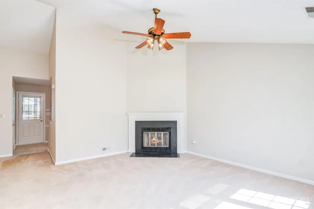 3 Rutland Lane #i Monroe, NJ 08831