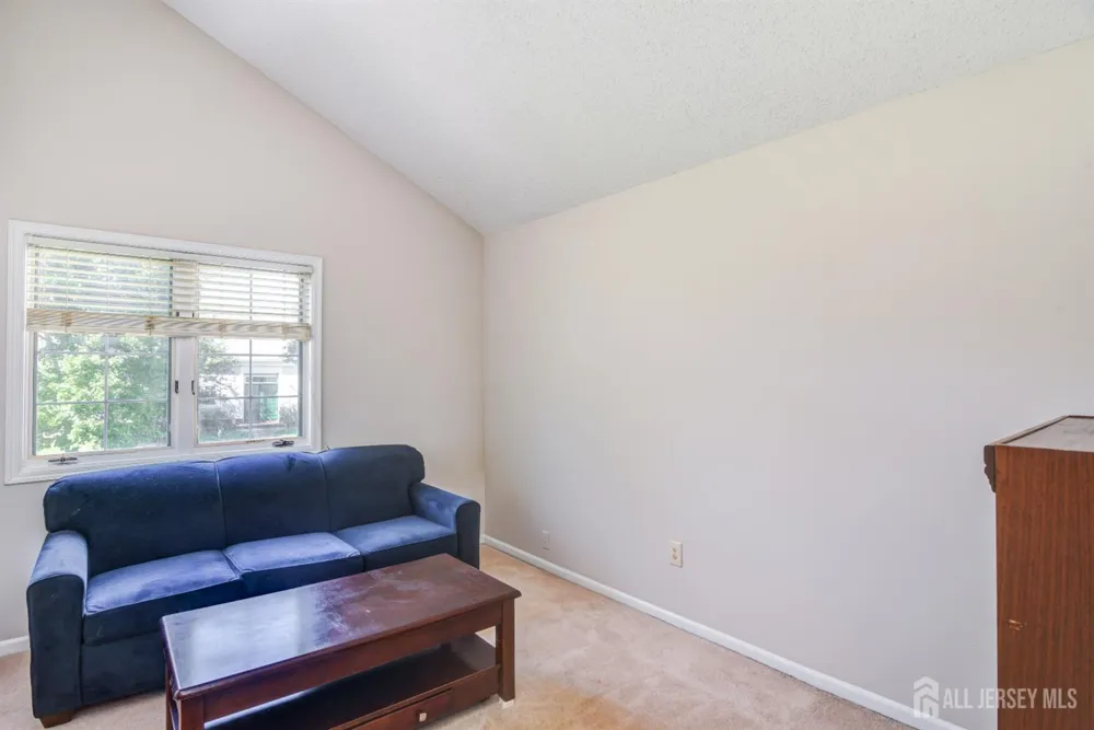 3 Rutland Lane #i Monroe, NJ 08831