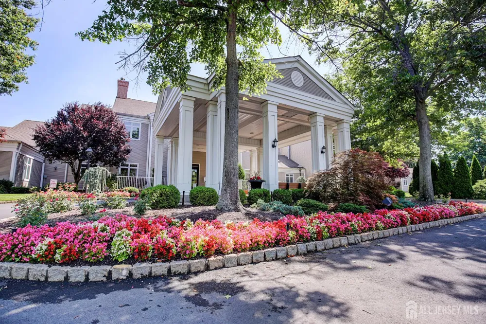 3 Rutland Lane #i Monroe, NJ 08831