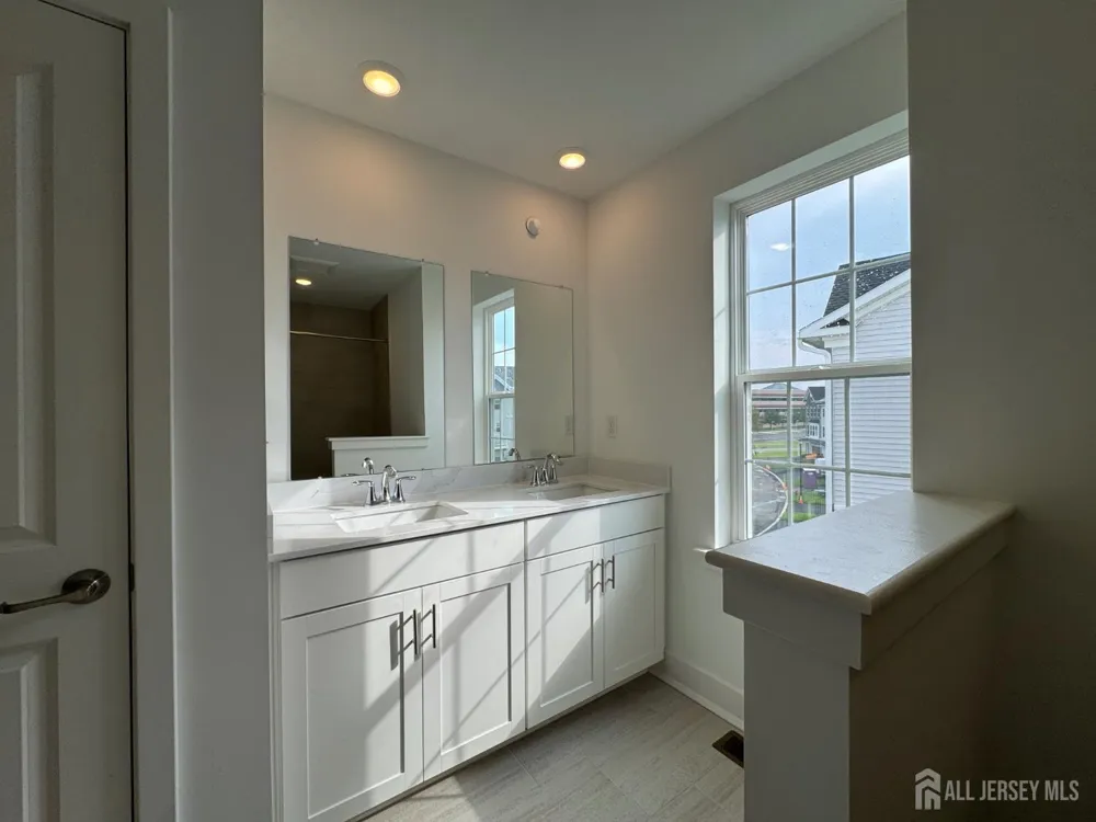 71 Eastwood Terrace East Hanover, NJ 07936