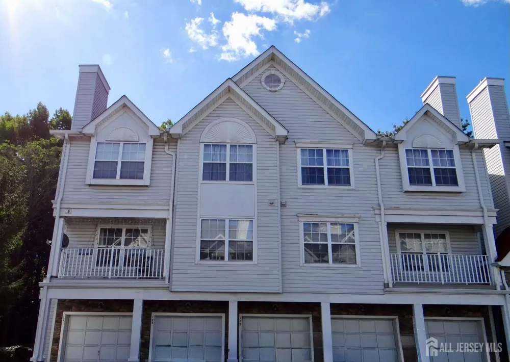 129 Prestwick Way Edison, NJ 08820