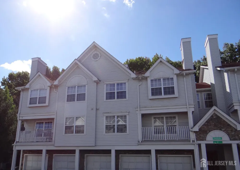 129 Prestwick Way Edison, NJ 08820