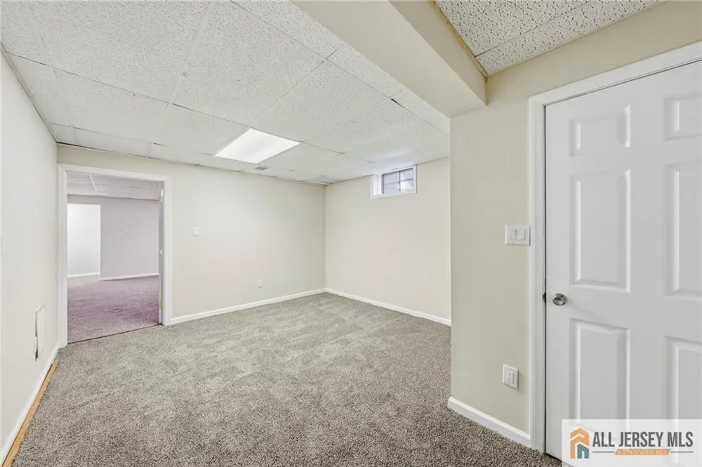 22 Stanford Drive South Brunswick, NJ 08824