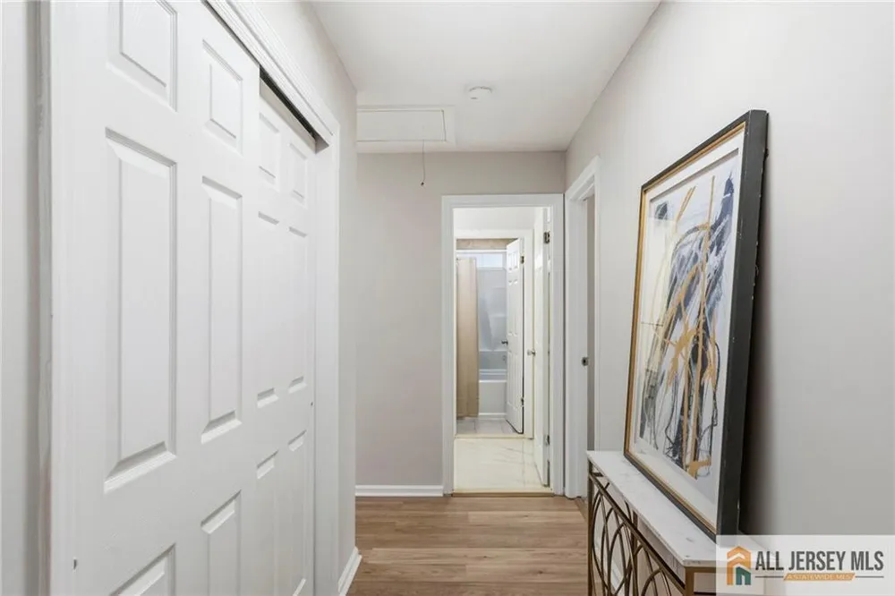 22 Stanford Drive South Brunswick, NJ 08824