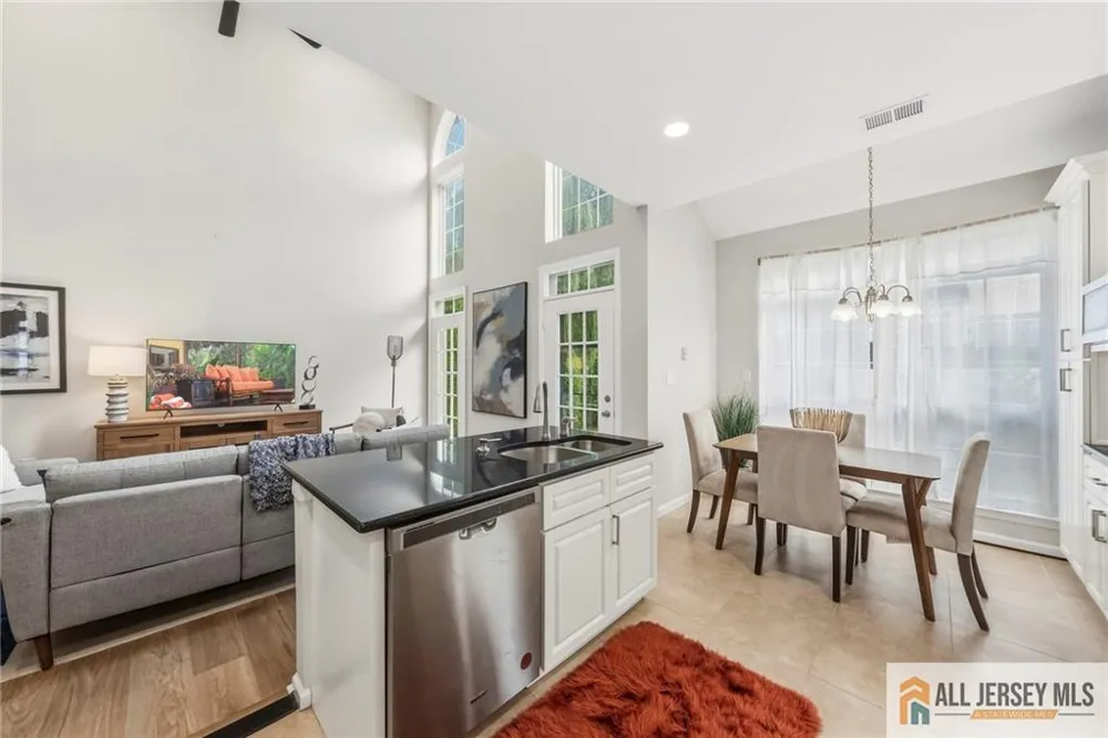 22 Stanford Drive South Brunswick, NJ 08824