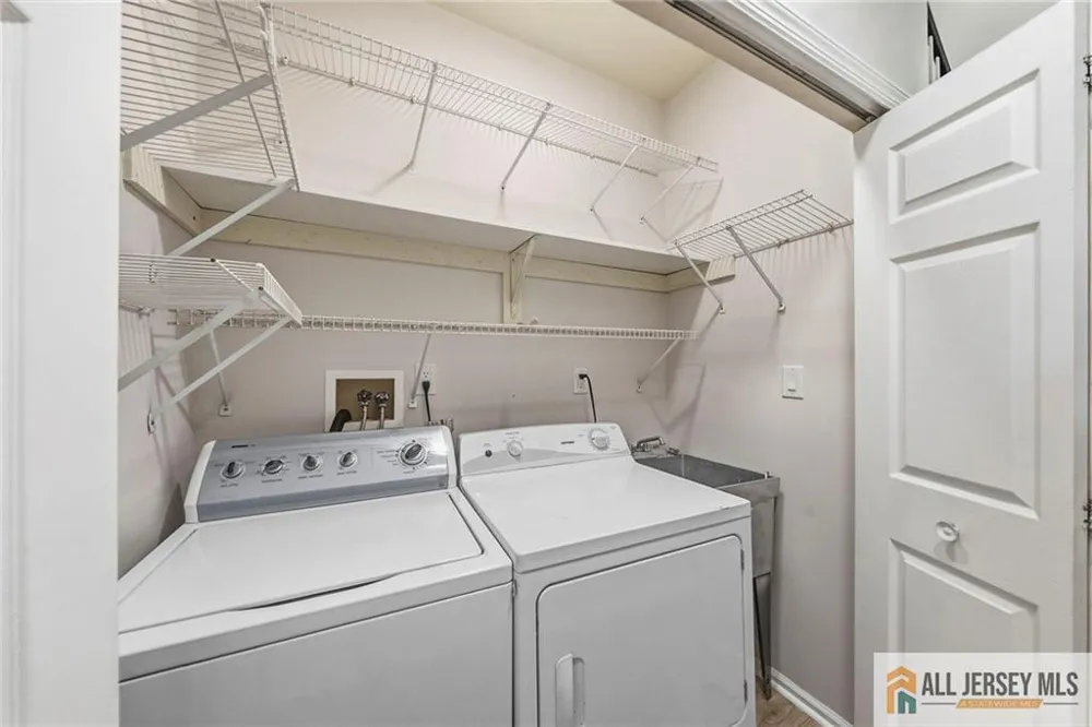 22 Stanford Drive South Brunswick, NJ 08824
