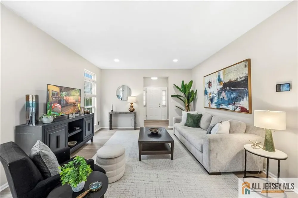 22 Stanford Drive South Brunswick, NJ 08824