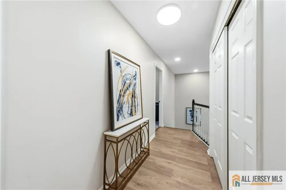 22 Stanford Drive South Brunswick, NJ 08824