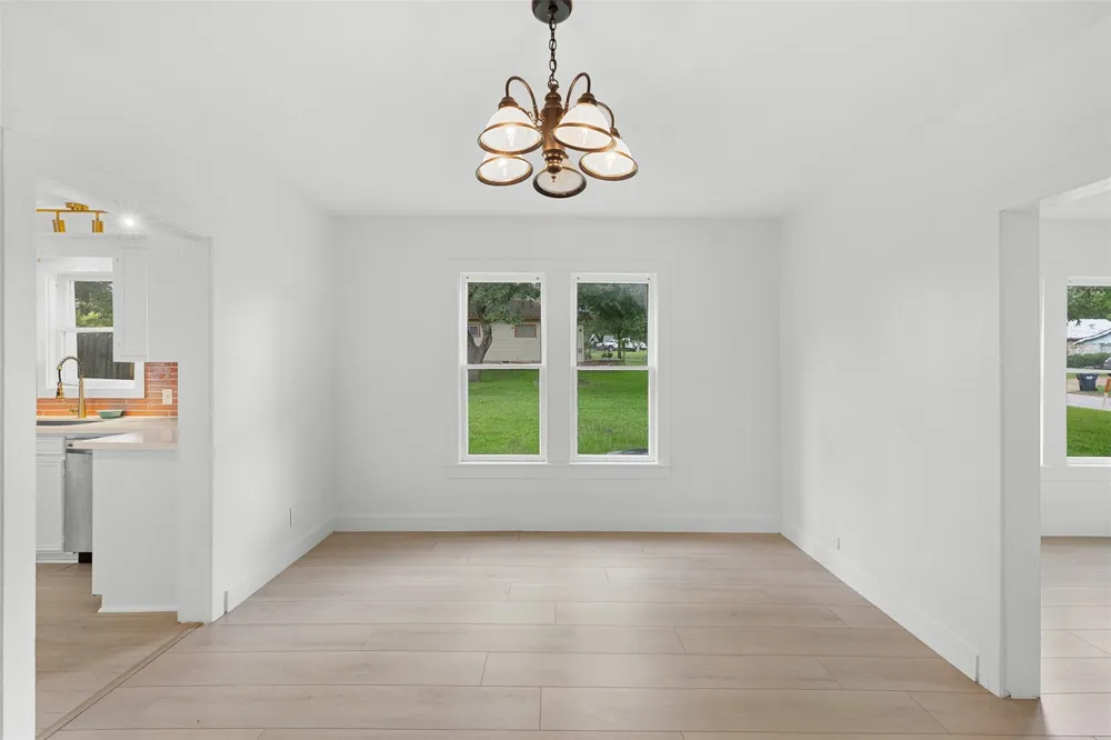 709 Burleson Street Brenham, TX 77833