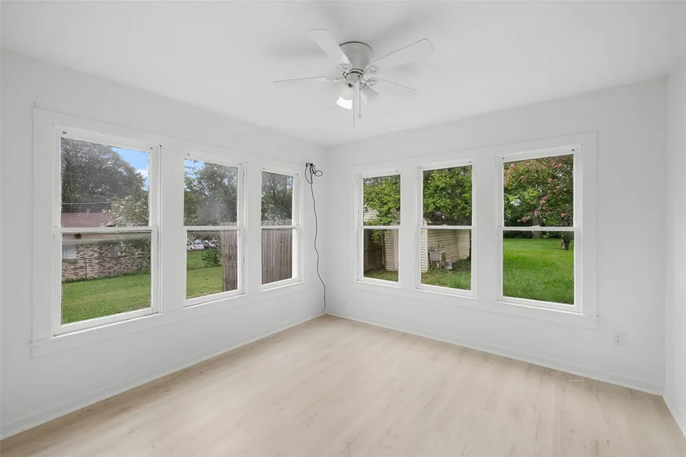 709 Burleson Street Brenham, TX 77833