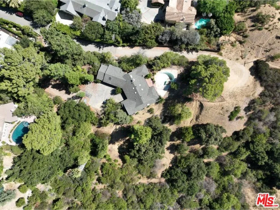 9595 Lime Orchard Road Beverly Hills, CA 90210