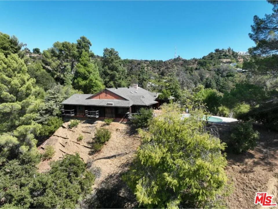 9595 Lime Orchard Road Beverly Hills, CA 90210