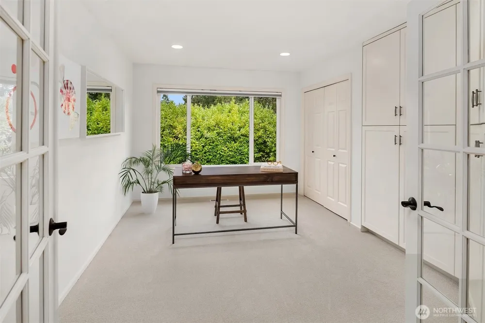 10414 SE 13th Street Bellevue, WA 98004