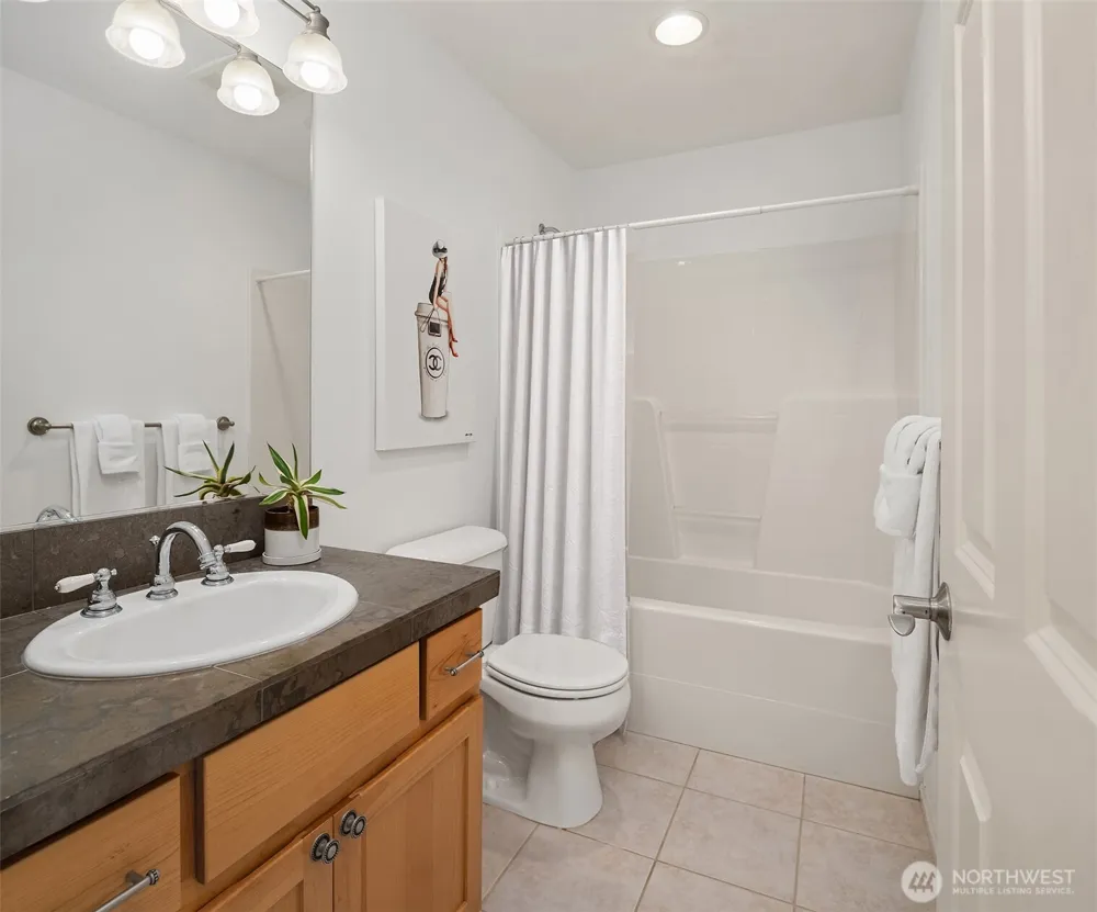 10414 SE 13th Street Bellevue, WA 98004