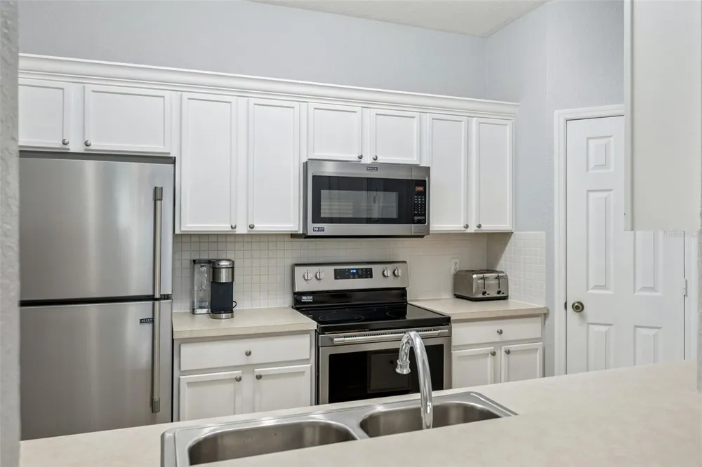 7650 COMROW STREET #105 Kissimmee, FL 34747
