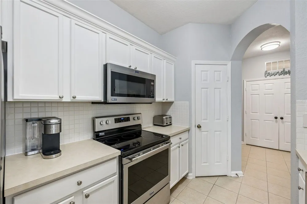 7650 COMROW STREET #105 Kissimmee, FL 34747