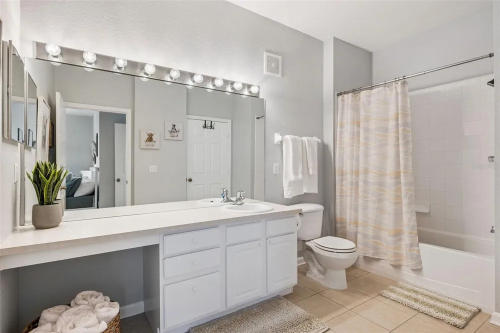 7650 COMROW STREET #105 Kissimmee, FL 34747