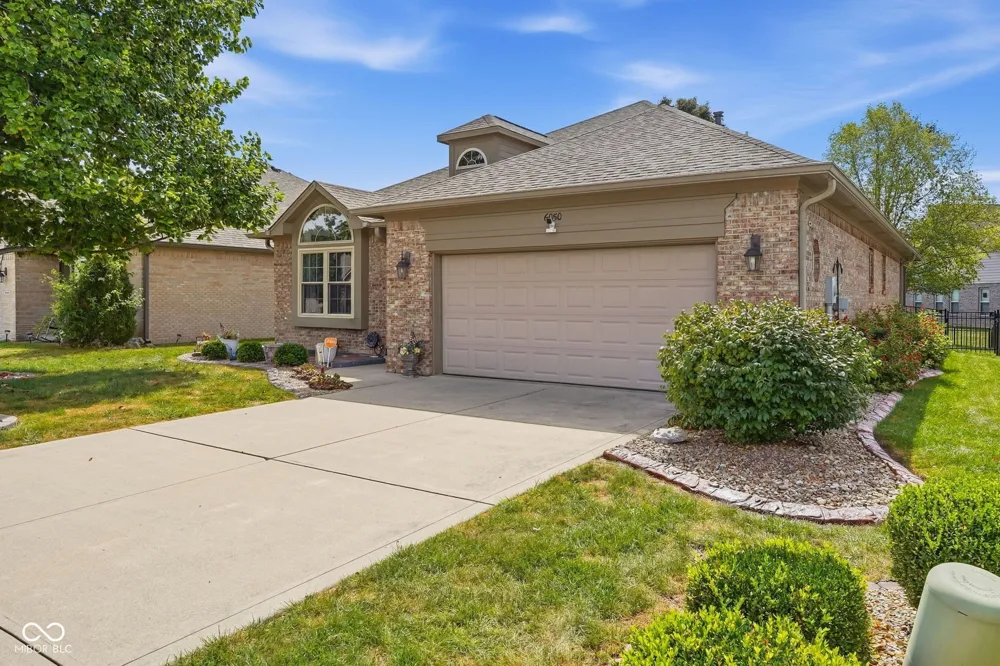 6050 Blue Fox Lane Indianapolis, IN 46237