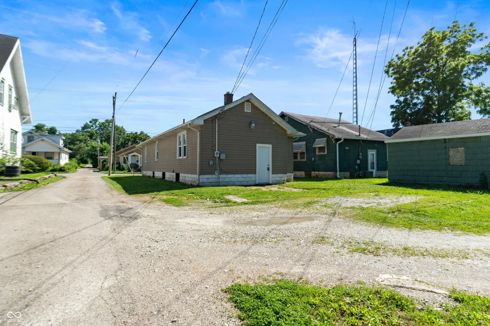 618 W 22nd Street Anderson, IN 46016