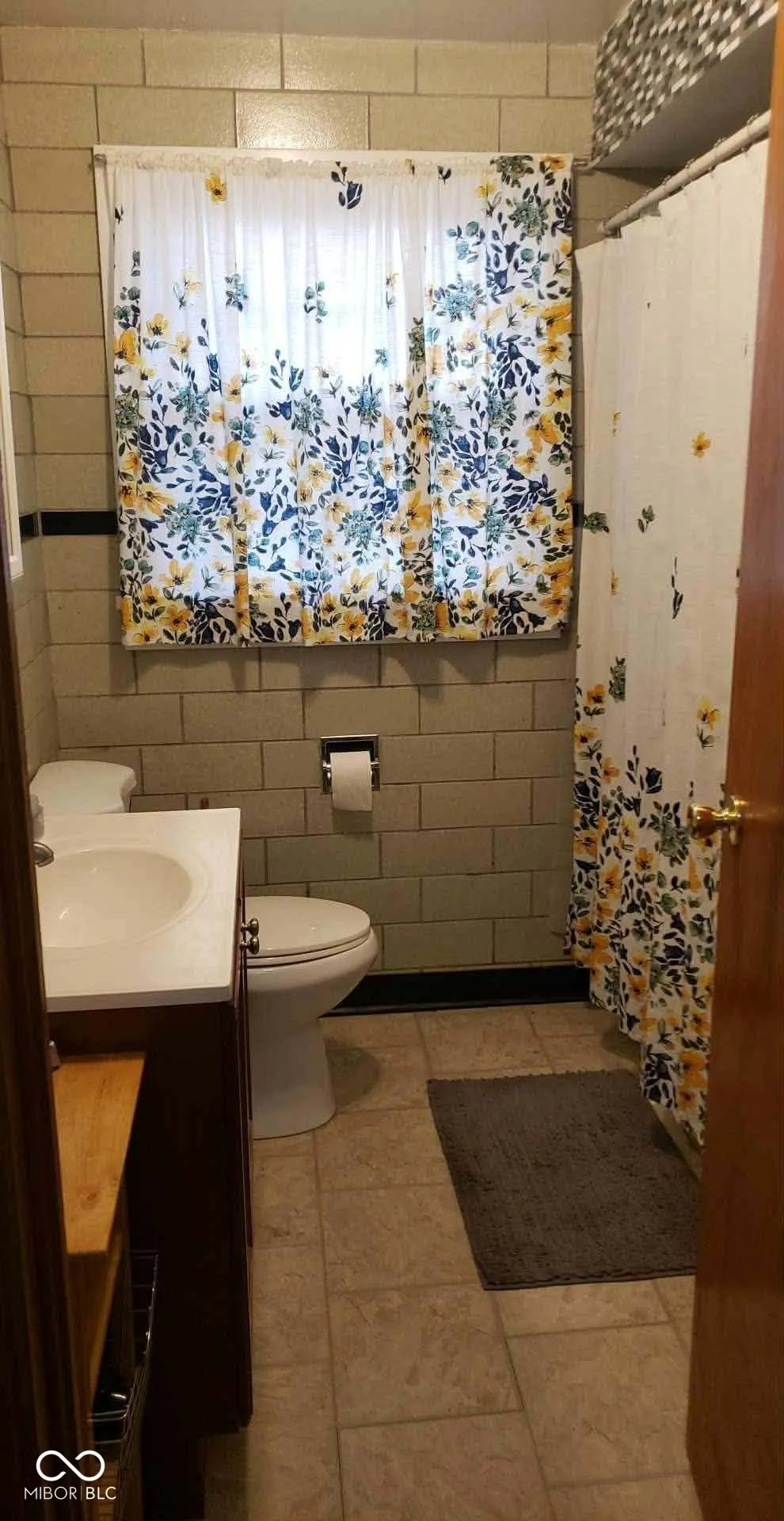 1512 S Elm Crawfordsville, IN 47933
