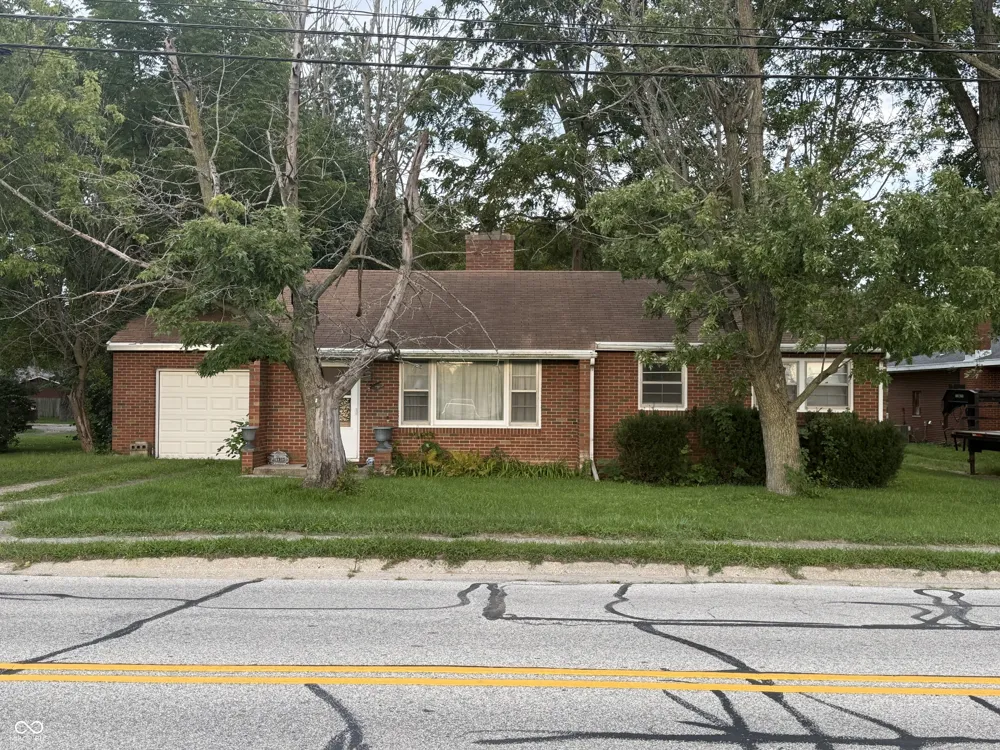 1512 S Elm Crawfordsville, IN 47933