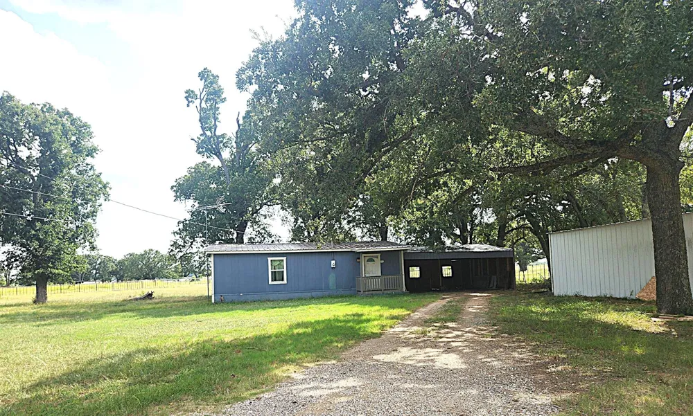 1369 Vz County Road 3210 Wills Point, TX 75169