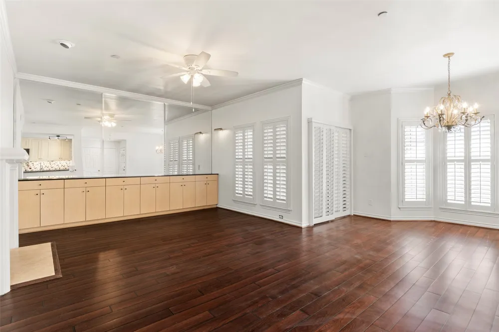 8610 Turtle Creek Boulevard #208 Dallas, TX 75225