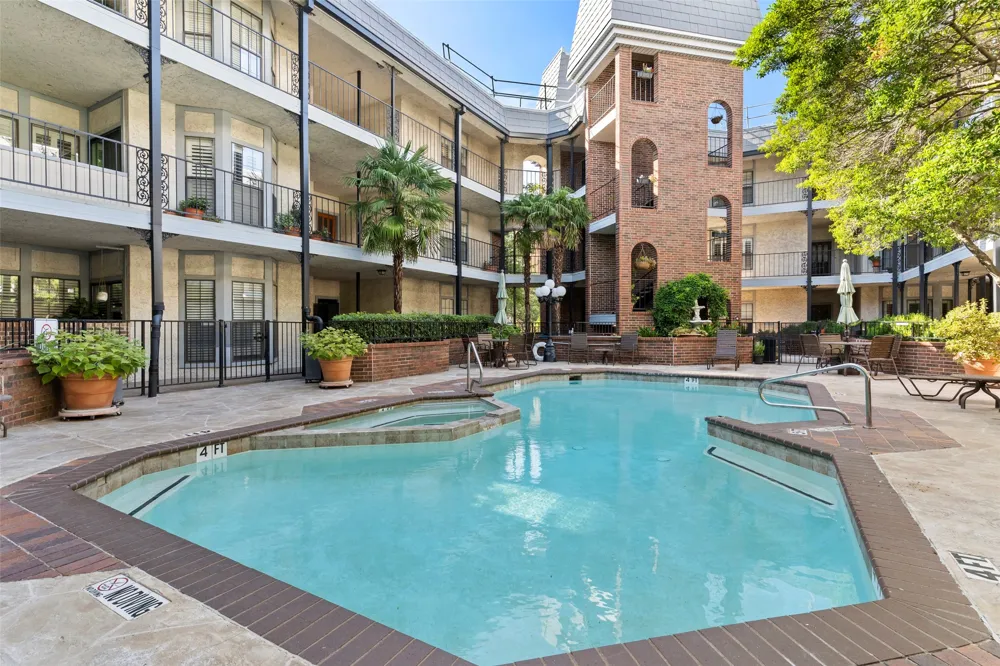 8610 Turtle Creek Boulevard #208 Dallas, TX 75225