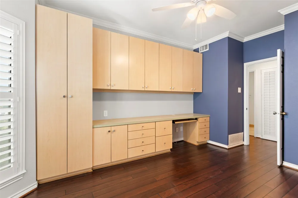 8610 Turtle Creek Boulevard #208 Dallas, TX 75225