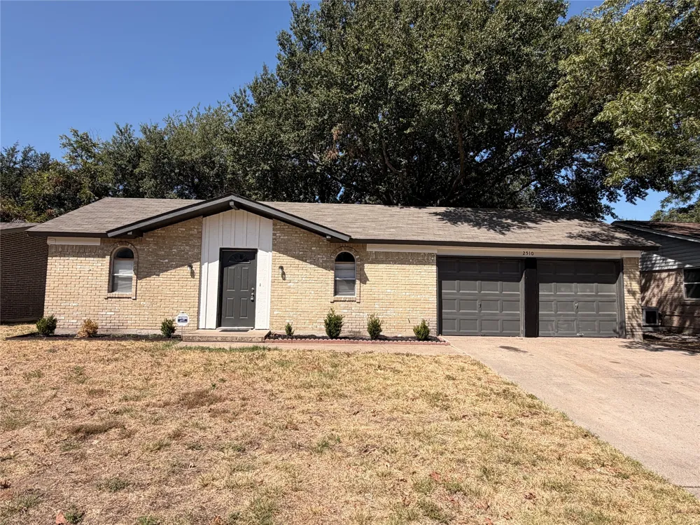 2510 S Fielder Road Arlington, TX 76015