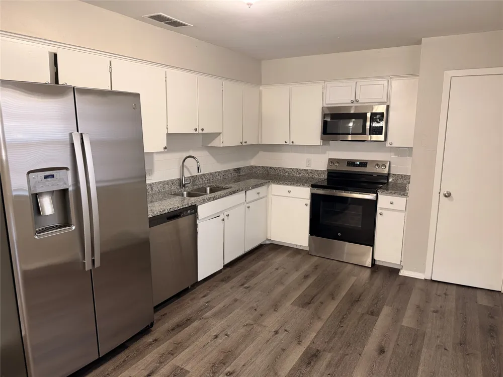 2510 S Fielder Road Arlington, TX 76015