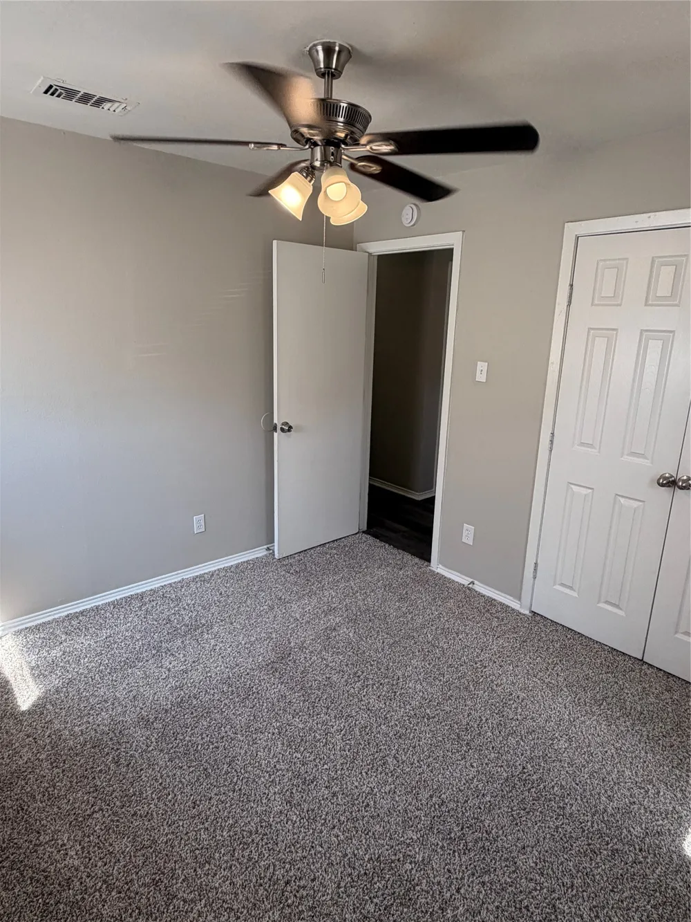 2510 S Fielder Road Arlington, TX 76015