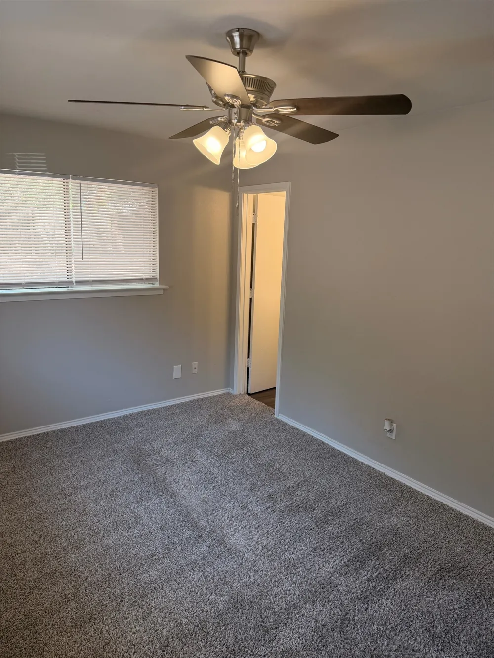 2510 S Fielder Road Arlington, TX 76015
