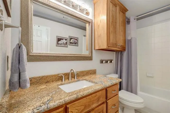 1349 Flying Jib Drive Azle, TX 76020