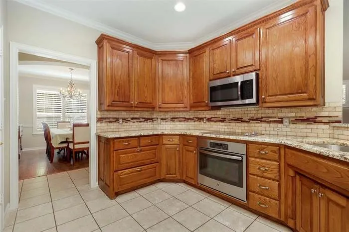1349 Flying Jib Drive Azle, TX 76020